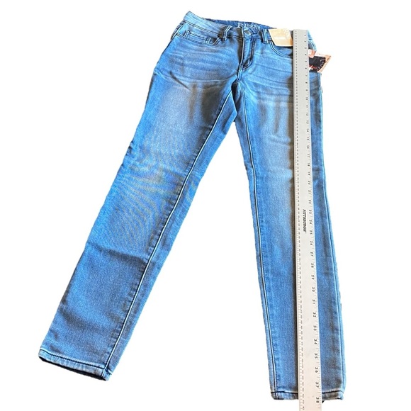 NWT R1893 Roebuck & Co Low Rise Skinny Comfort Stretch Medium Wash Jeans Size 6 - Picture 4 of 16
